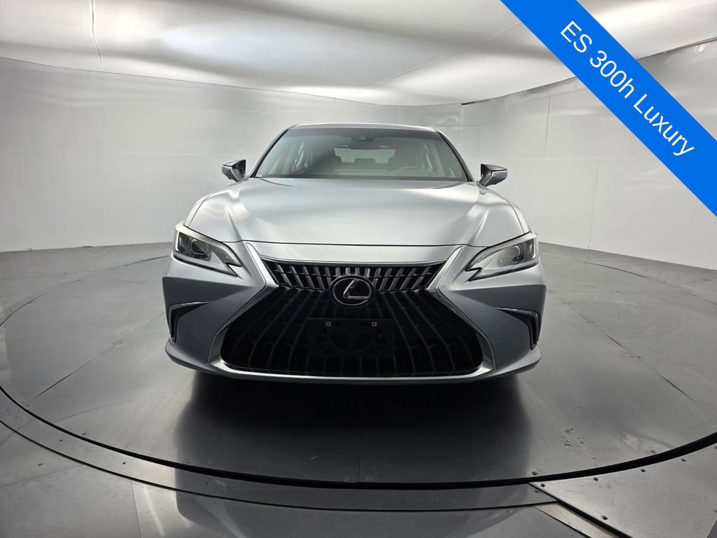 Used 2025 Lexus ES 300h w/ Technology Package video 2