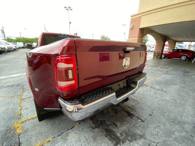 Used 2021 RAM 3500 Laramie w/ Max Tow Package AWD/4WD image 5
