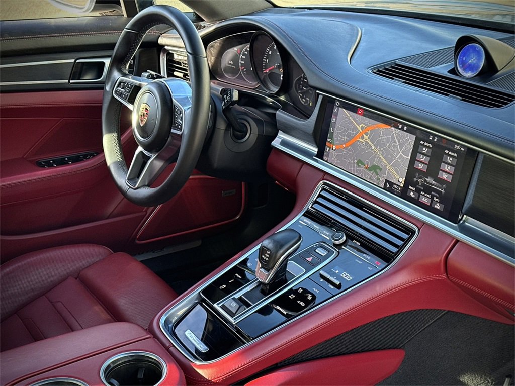Used 2019 Porsche Panamera 4 image 12