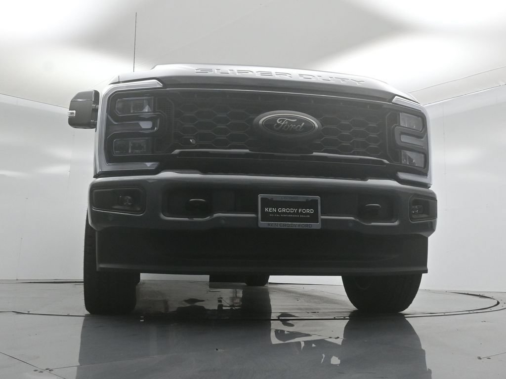 New 2026 Ford F250 Lariat w/ Black Appearance Package AWD/4WD image 44