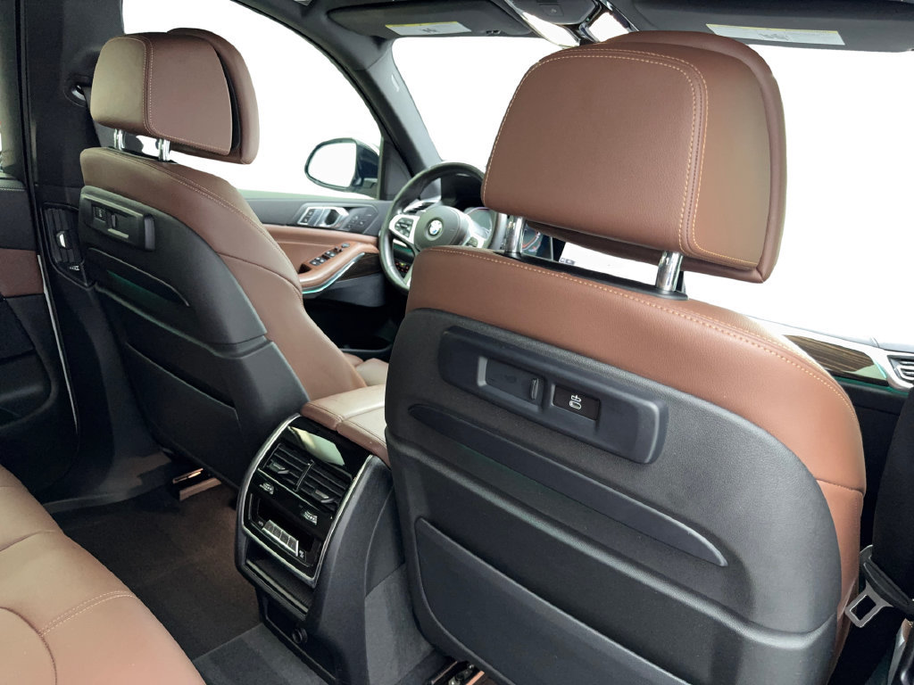 Used 2021 BMW X5 sDrive40i w/ M Sport Package RWD image 43