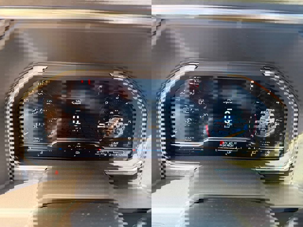 Used 2024 GMC Sierra 3500 Denali Ultimate image 16