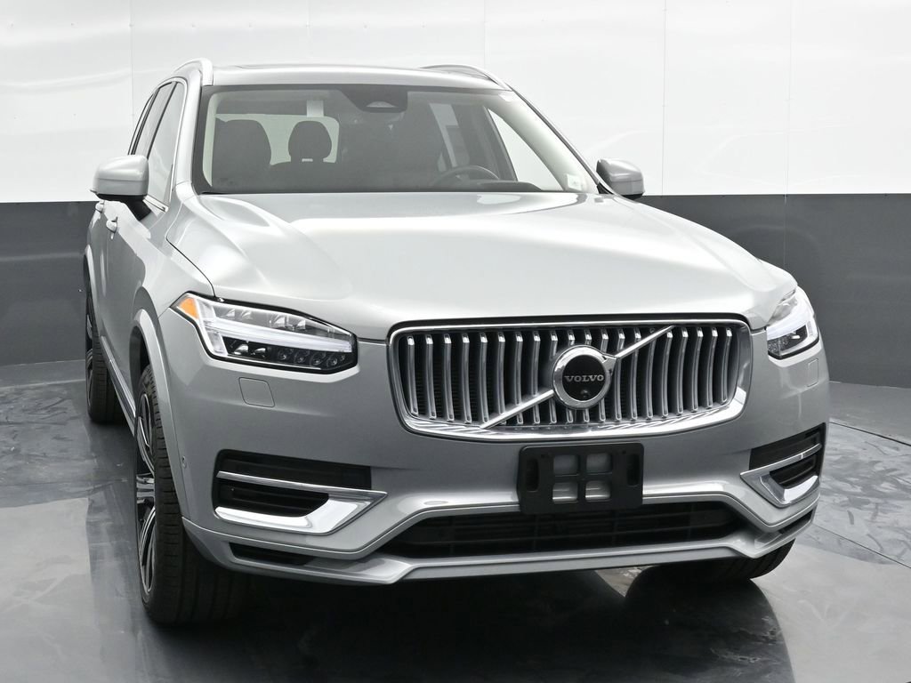 New 2025 Volvo XC90 T8 Ultra w/ Protection Package Premier AWD/4WD image 4