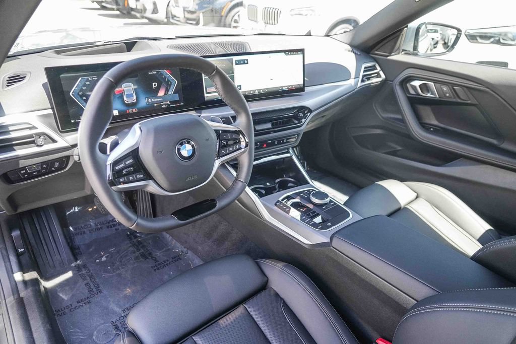 Used 2025 BMW 230i Coupe RWD image 12