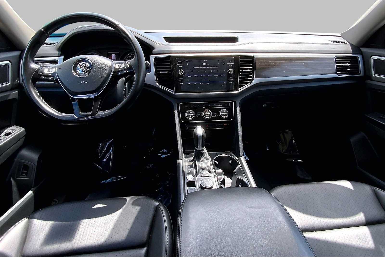 Used 2018 Volkswagen Atlas SEL AWD/4WD image 16