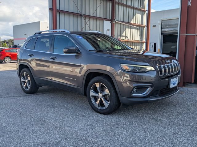 Used 2019 Jeep Cherokee Limited AWD/4WD image 2