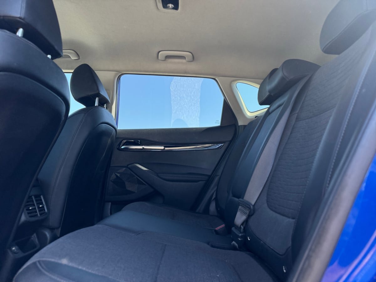 Used 2023 Kia Seltos S FWD image 17