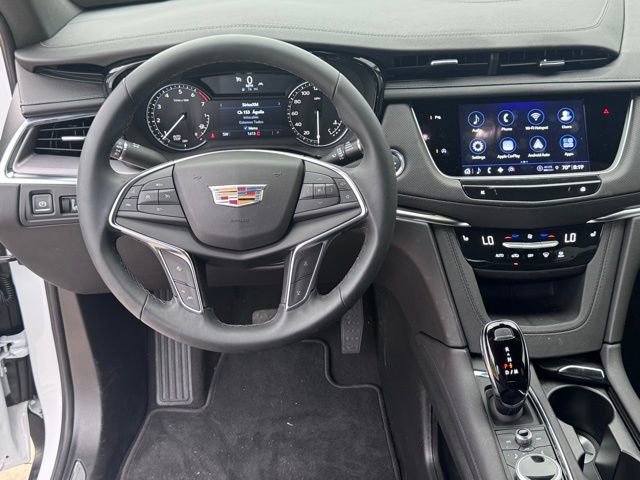 New 2026 Cadillac XT5 Luxury image 20