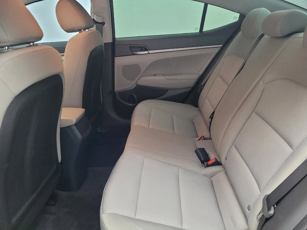 Used 2018 Hyundai Elantra SE w/ Cargo Package FWD image 18