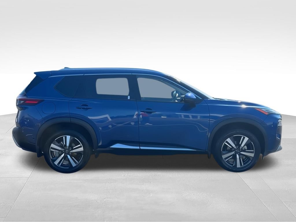 Used 2023 Nissan Rogue Platinum w/ Platinum Premium Package FWD image 9