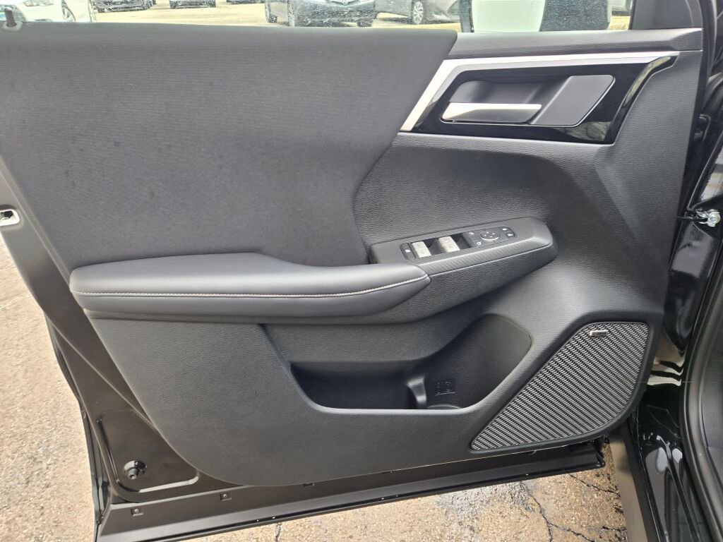 New 2026 Mitsubishi Outlander ES AWD/4WD image 16