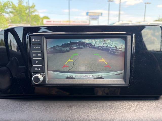 Used 2025 Nissan Kicks S image 3