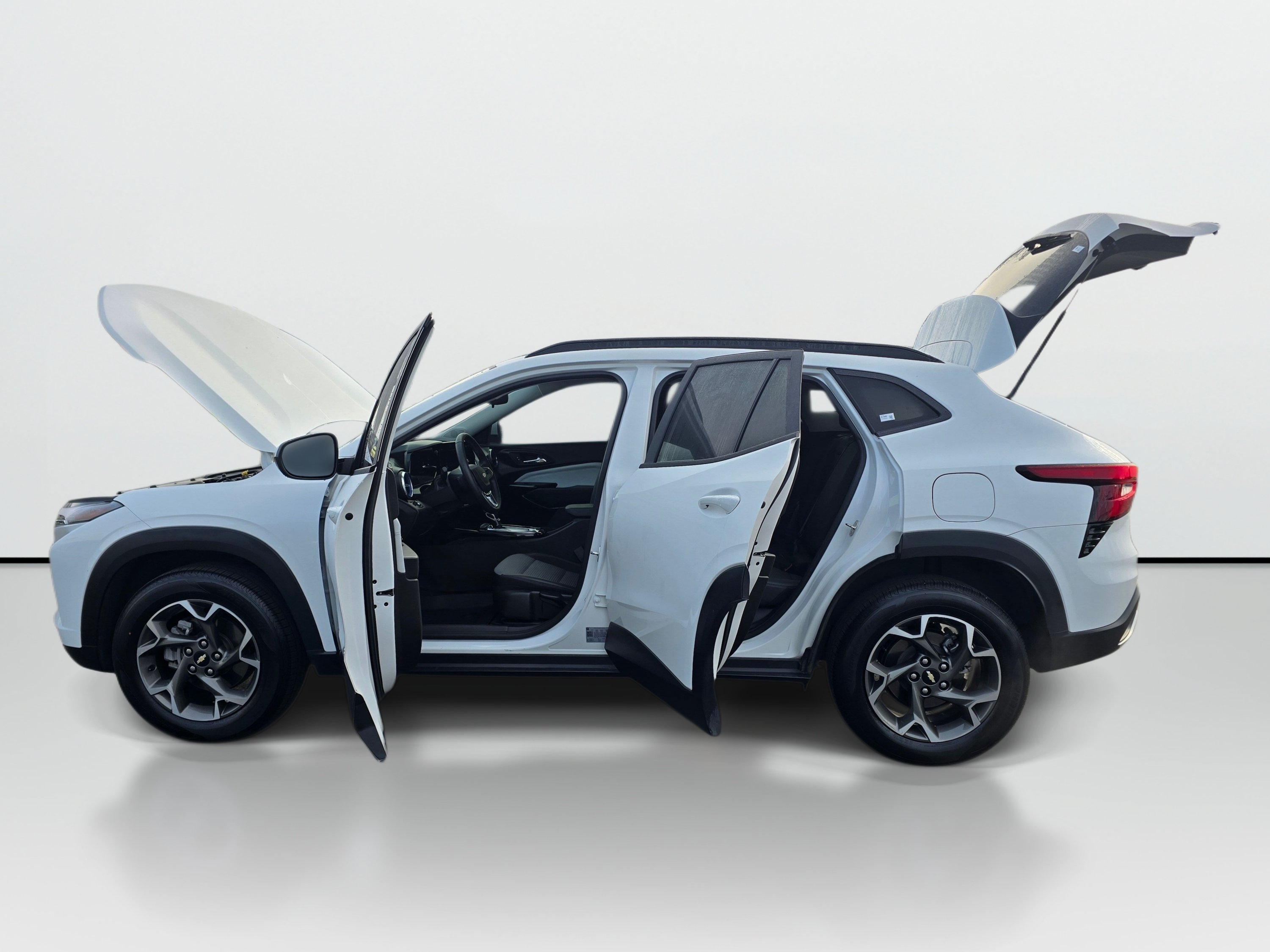 Used 2024 Chevrolet Trax LT w/ LT Convenience Package FWD image 9