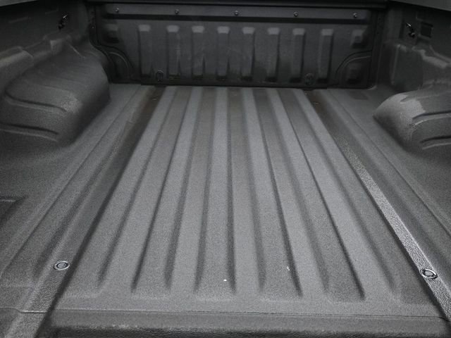 Used 2025 Nissan Frontier S w/ S Utility Package image 21