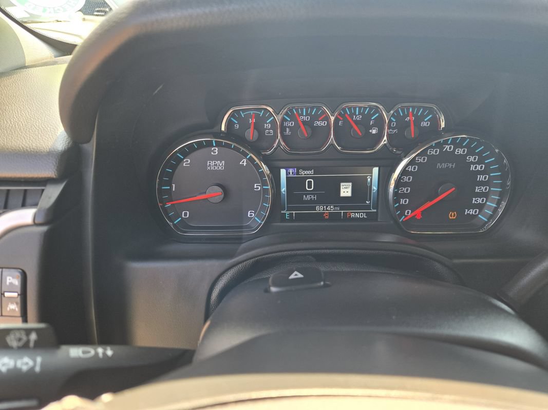 Used 2018 GMC Yukon XL SLT AWD/4WD image 17