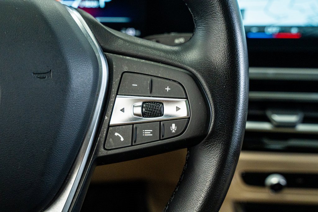 Used 2022 BMW i4 eDrive40 image 42