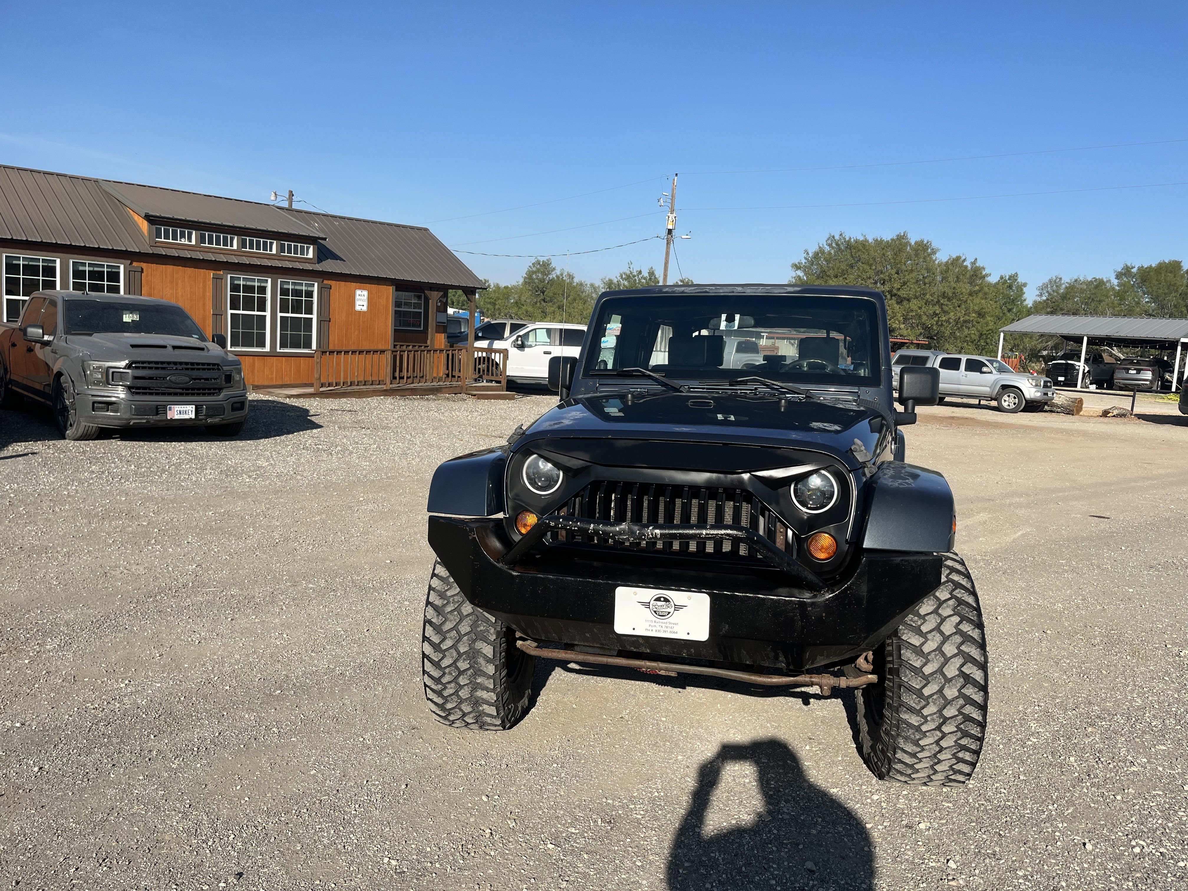Used 2008 Jeep Wrangler Unlimited Sahara w/ Dual Top Group image 3