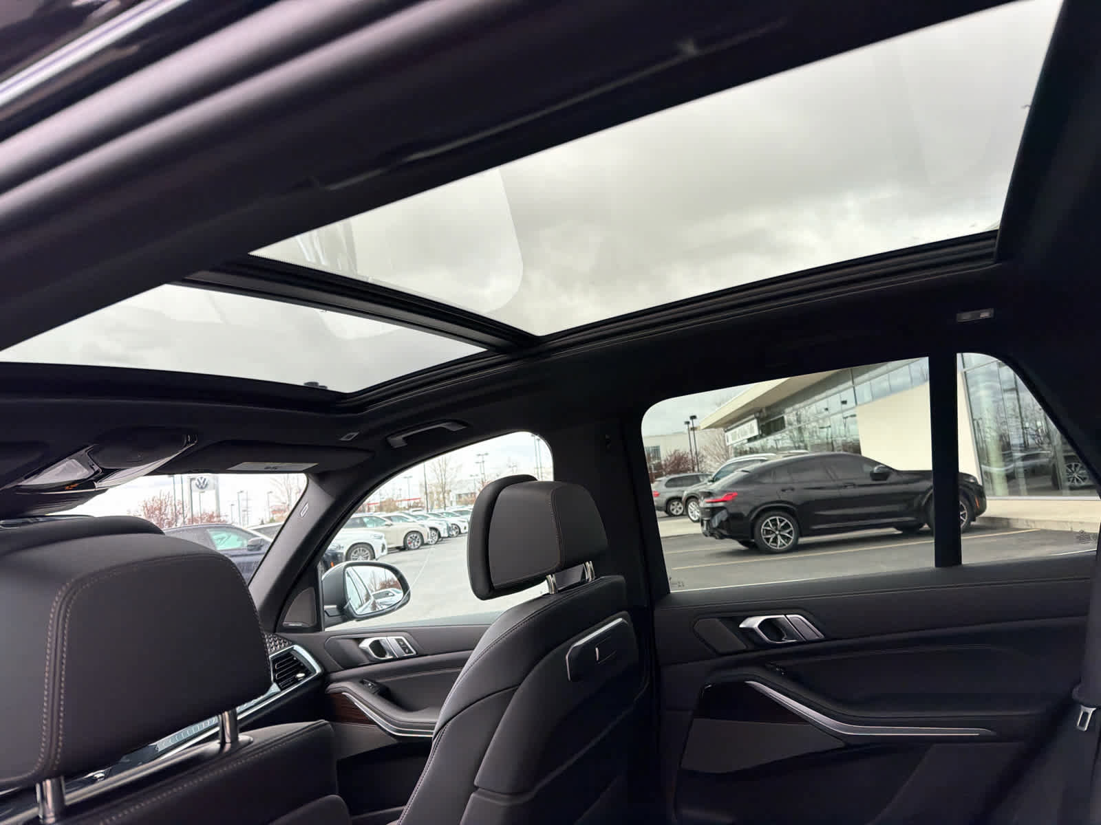 New 2026 BMW X5 xDrive40i AWD/4WD image 18