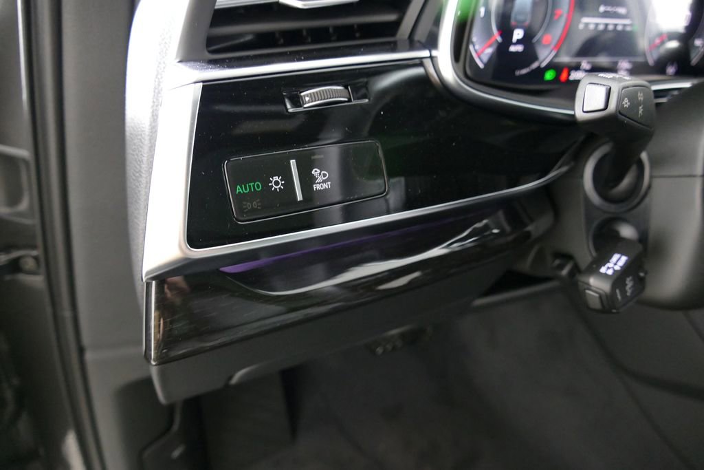 New 2026 Audi Q7 3.0T Premium Plus AWD/4WD image 17