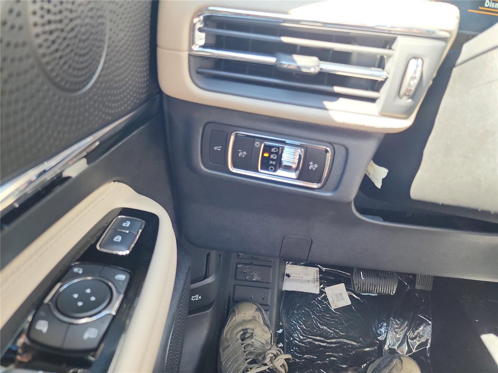 New 2026 Lincoln Corsair Reserve image 34