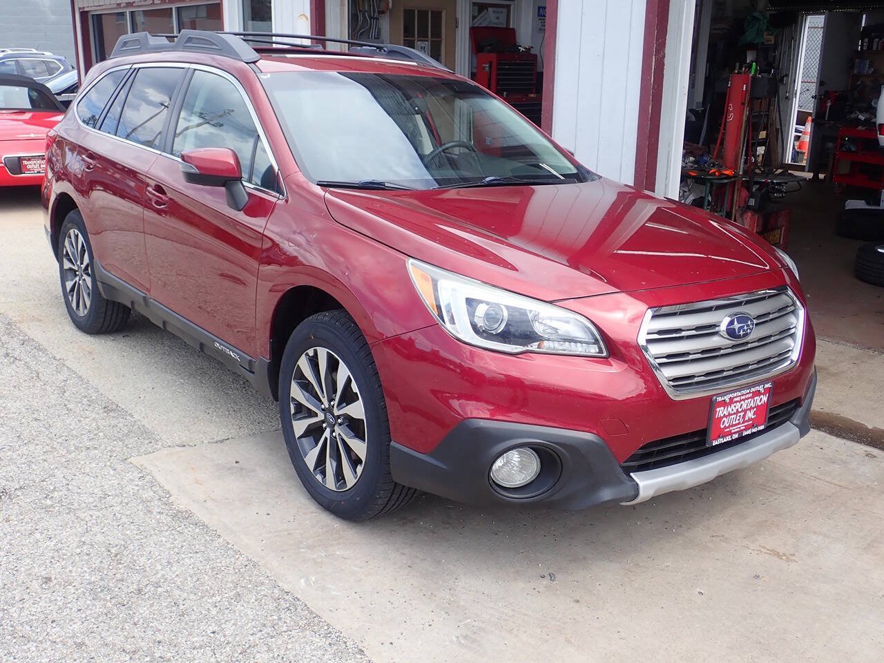 Used 2015 Subaru Outback 2.5i Limited AWD/4WD image 24