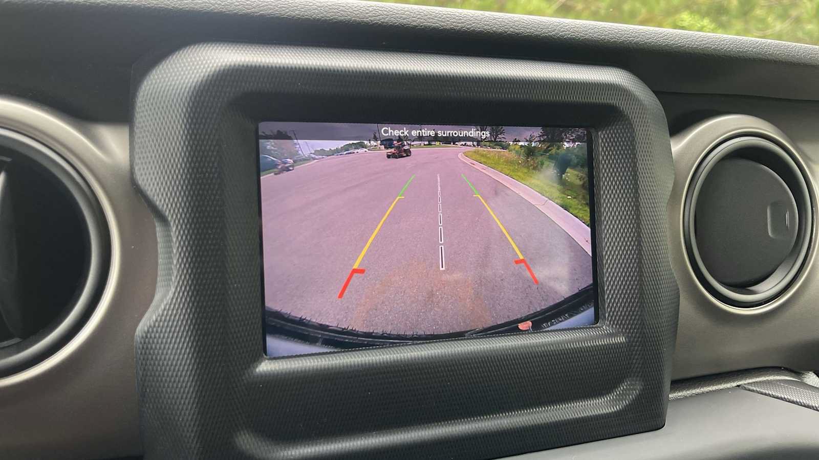 Used 2019 Jeep Wrangler Sport AWD/4WD image 39