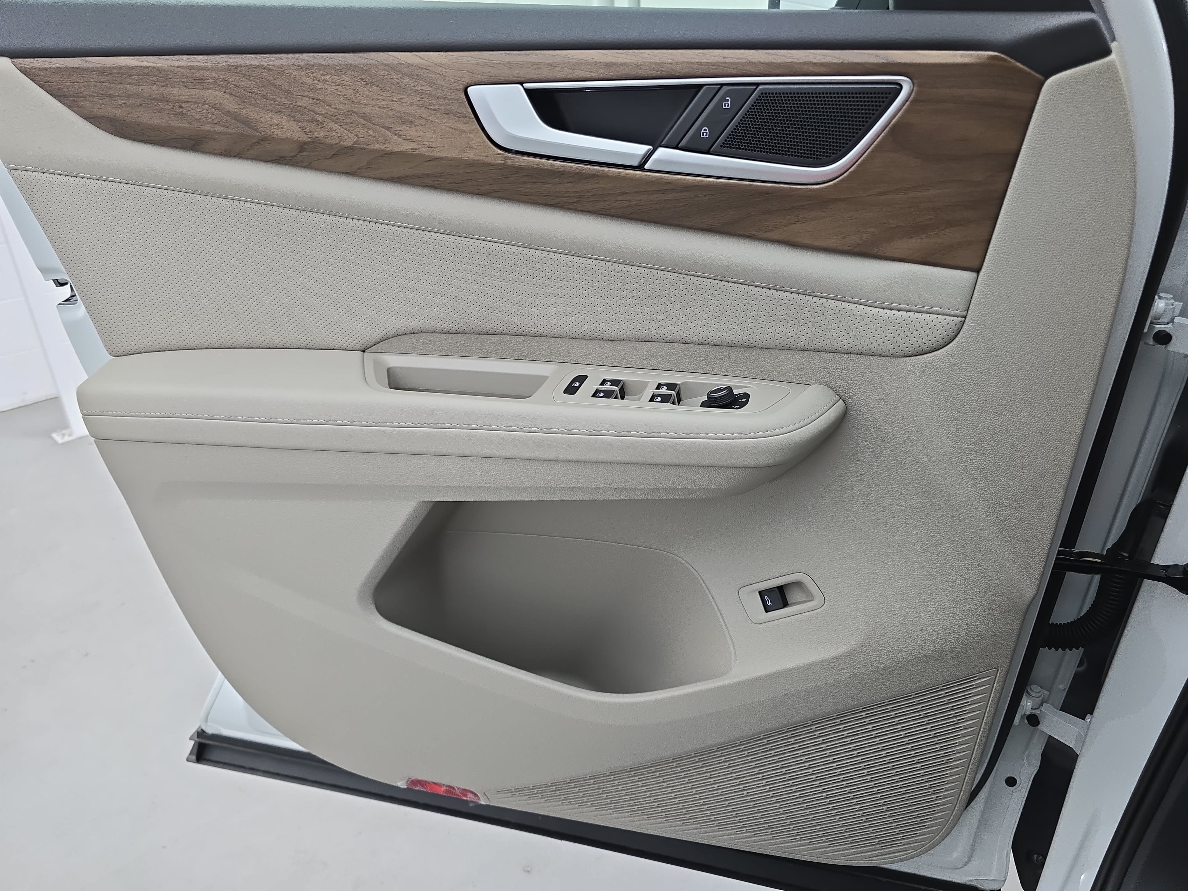 New 2026 Volkswagen Atlas SE AWD/4WD image 28