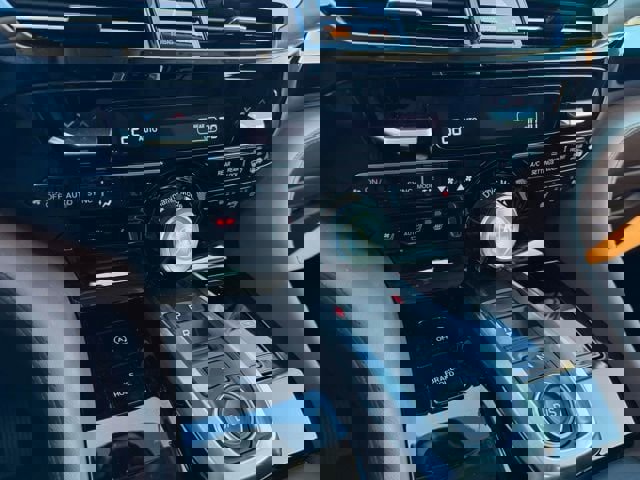 Used 2023 Acura MDX SH-AWD w/ Advance Package image 22