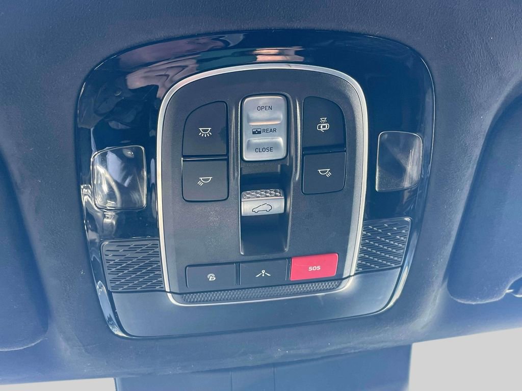 Used 2022 Hyundai Palisade Calligraphy image 32