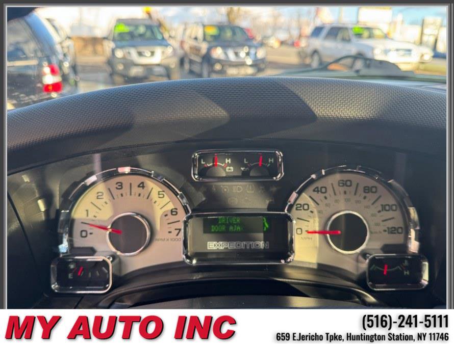 Used 2011 Ford Expedition XLT w/ 203A Rapid Spec Order Code image 19