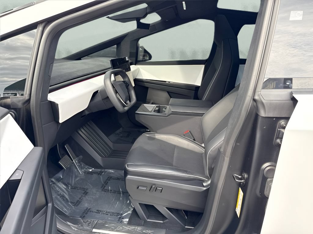 Used 2024 Tesla Cybertruck Cyberbeast AWD/4WD image 10