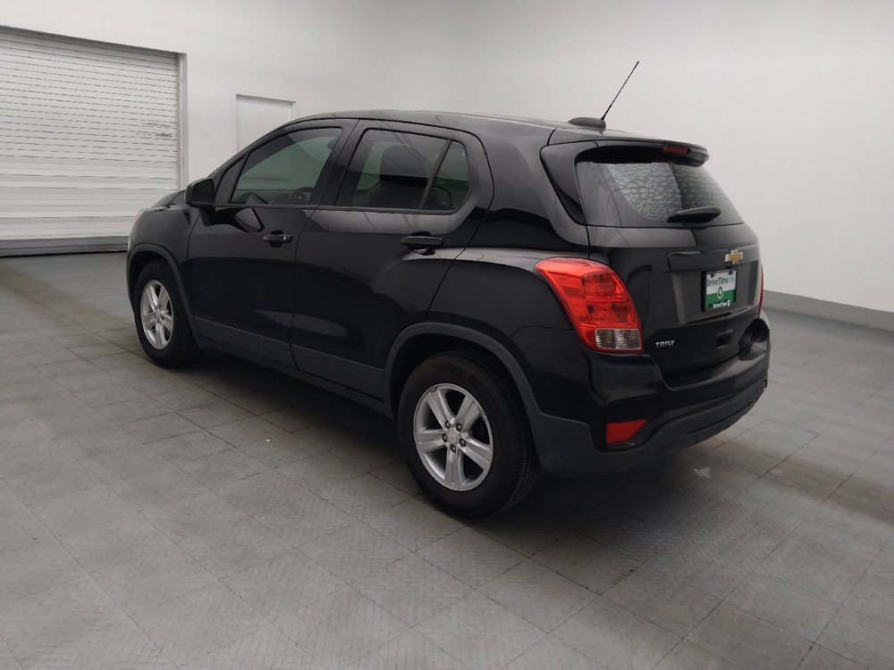 Used 2020 Chevrolet Trax LS FWD image 3