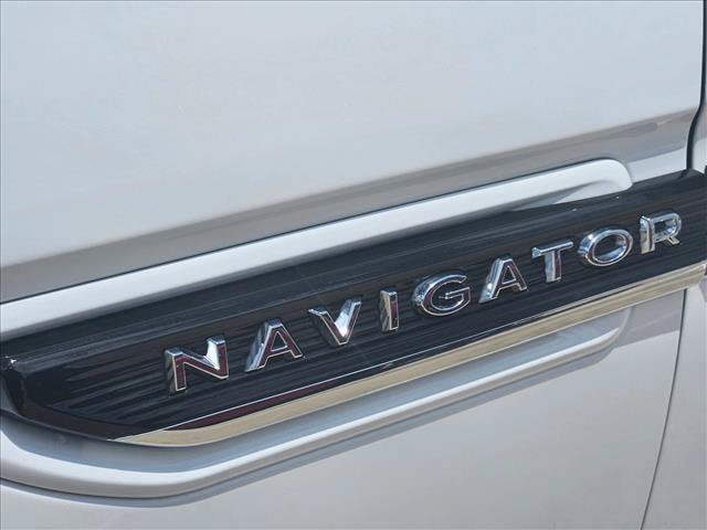 Used 2024 Lincoln Navigator L Black Label AWD/4WD image 20