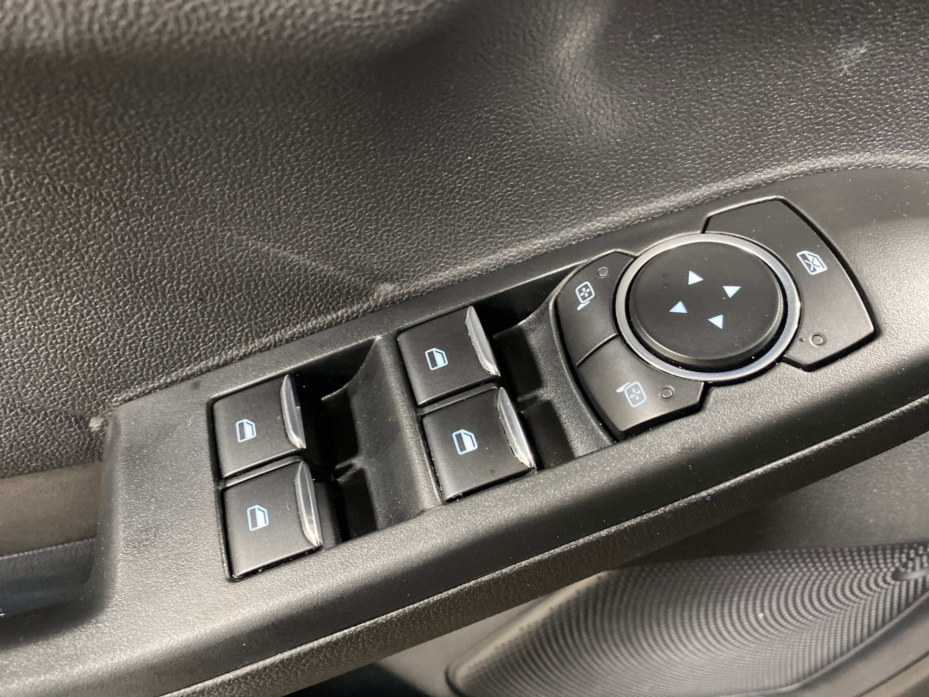 Used 2022 Ford Escape SE w/ Convenience Package image 15