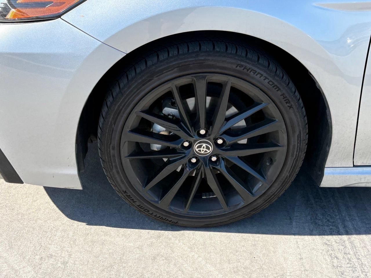 Used 2023 Toyota Camry XSE FWD image 6