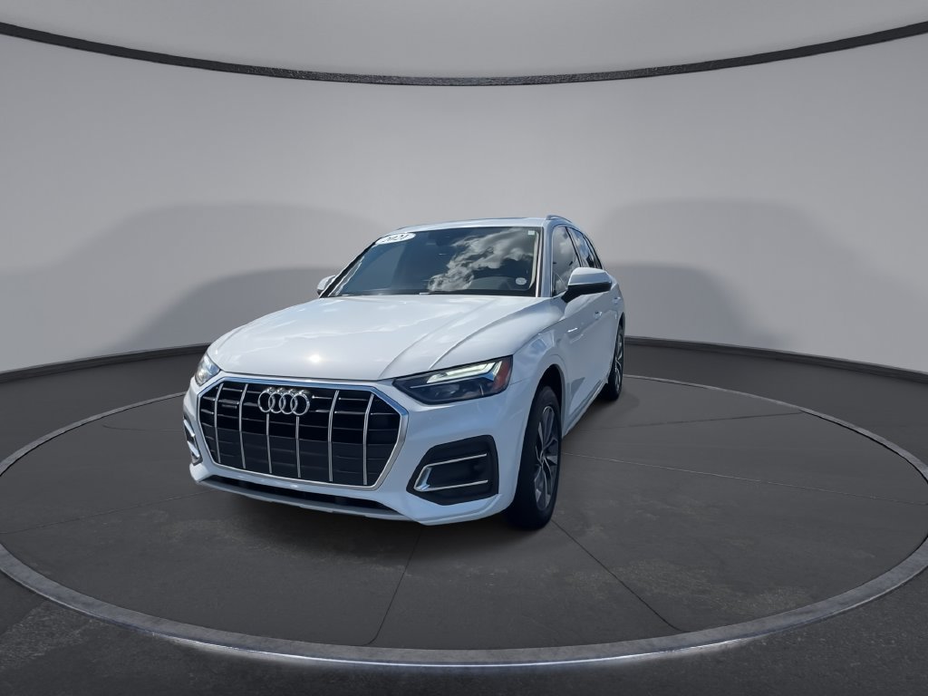 Used 2021 Audi Q5 2.0T Premium w/ Convenience Package AWD/4WD image 4