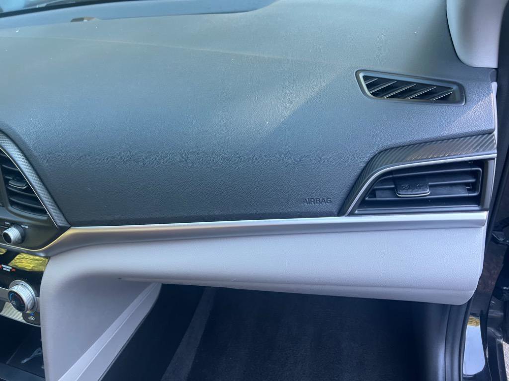 Used 2019 Hyundai Elantra SEL image 25