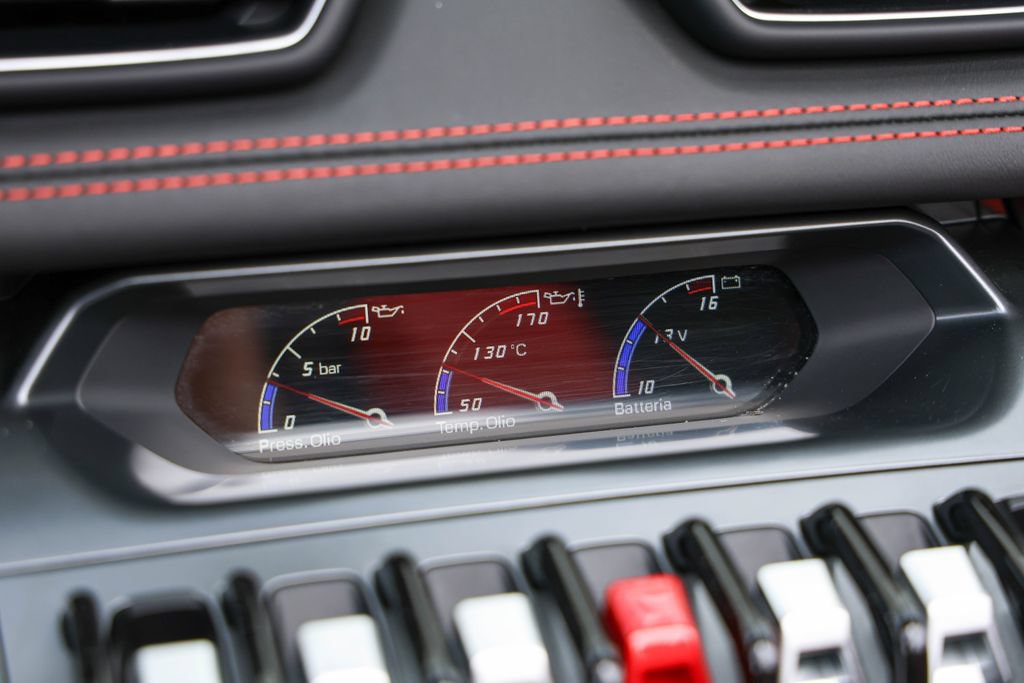 Used 2019 Lamborghini Huracan LP 580-2 RWD image 14