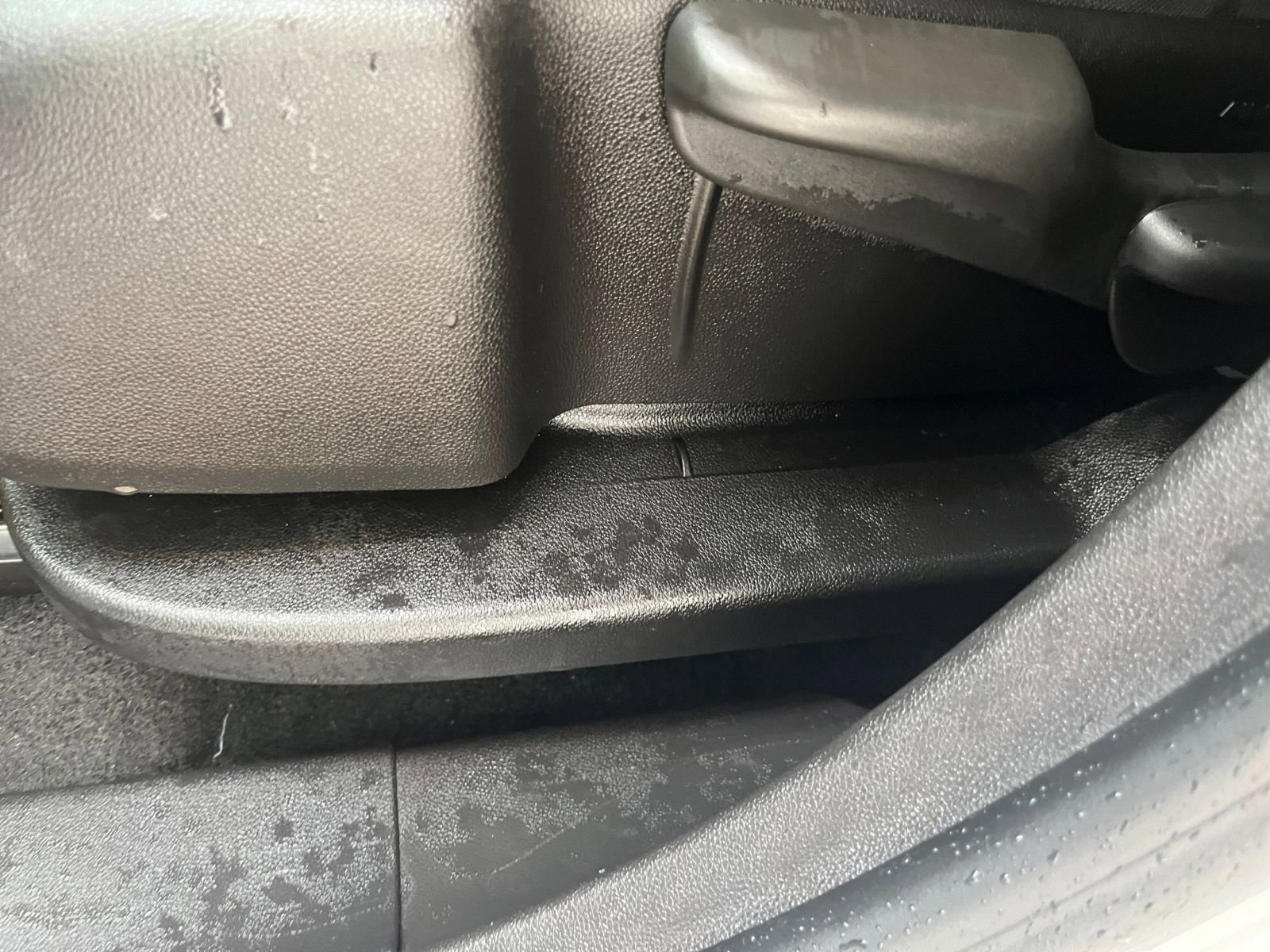 Used 2024 GMC Terrain SLE image 21