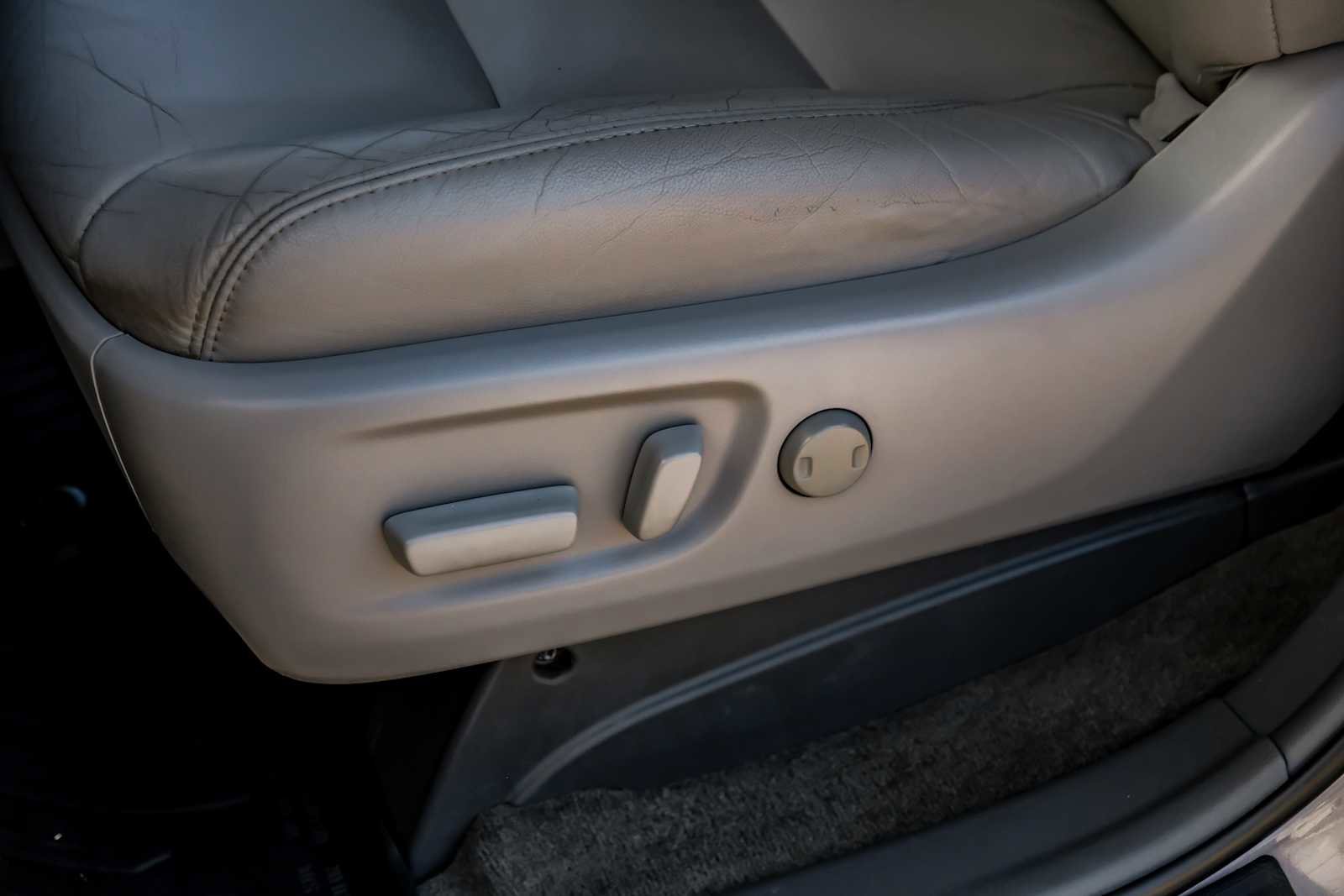 Used 2018 Toyota Sienna XLE image 34