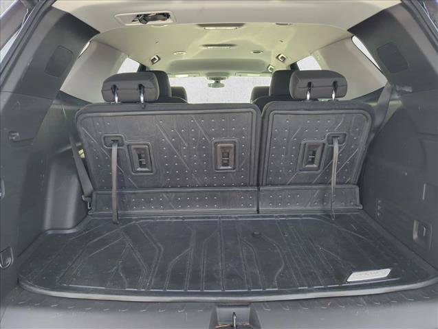 Used 2021 Chevrolet Traverse LT FWD image 5