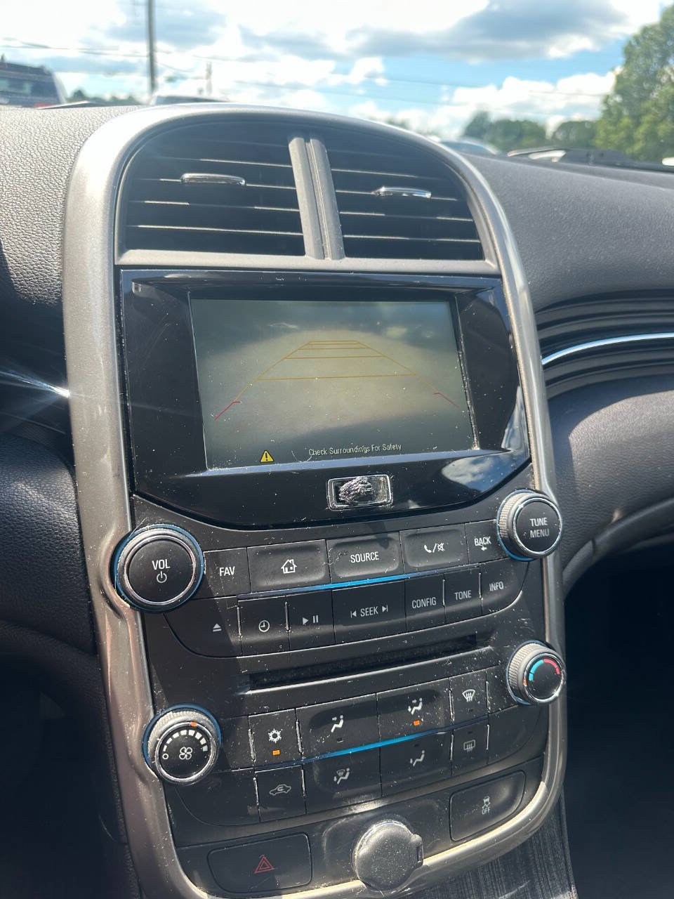 Used 2016 Chevrolet Malibu LT w/ Power Convenience Package FWD image 21