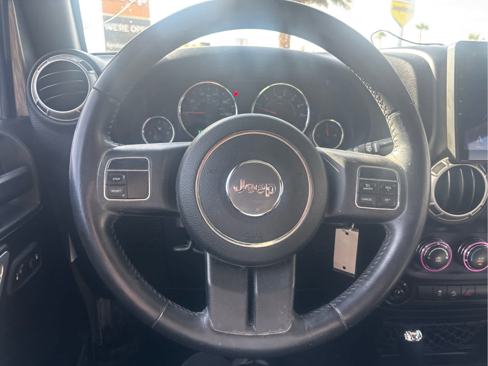 Used 2016 Jeep Wrangler Unlimited Sahara image 13