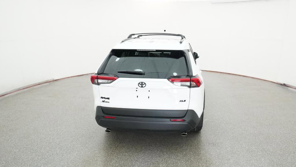 New 2025 Toyota RAV4 XLE image 18