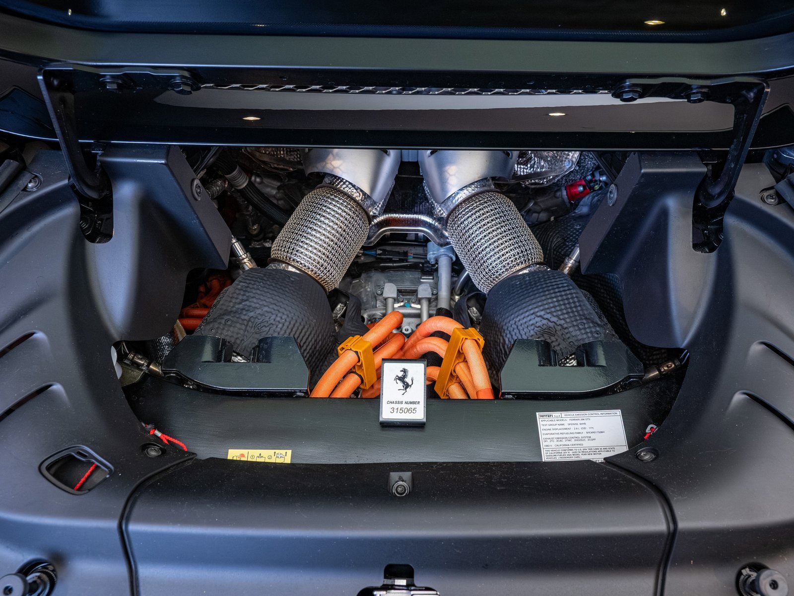 Used 2025 Ferrari 296 GTS image 24