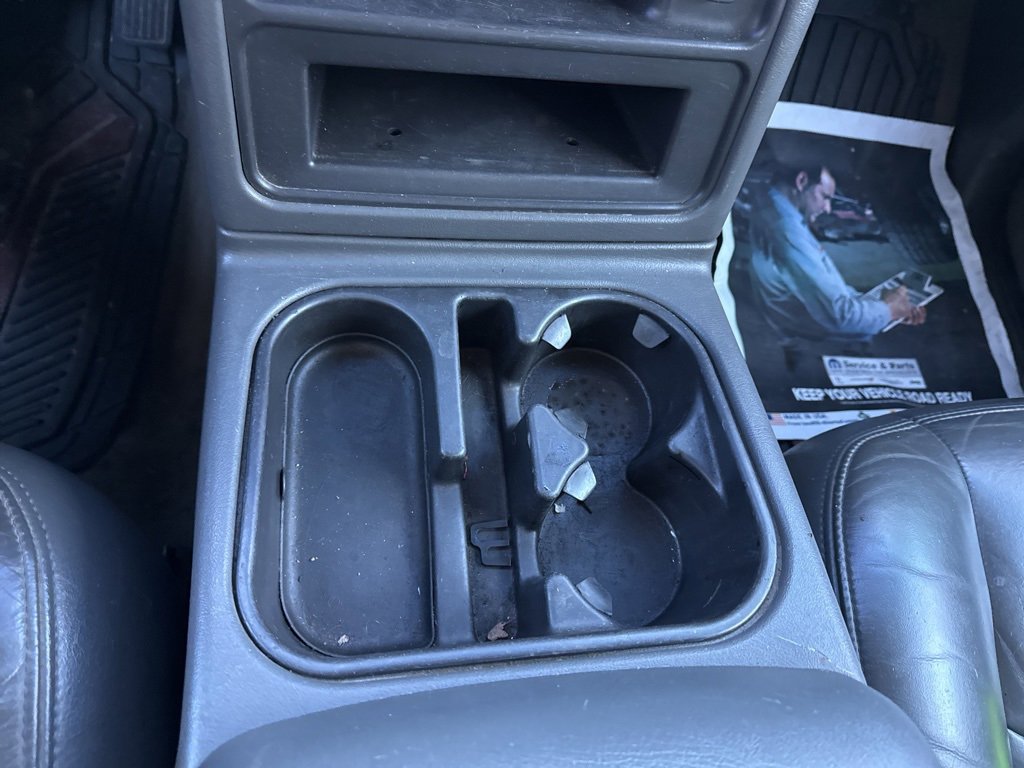 Used 2004 Chevrolet Silverado 2500 LT w/ Heavy-Duty Power Package image 28