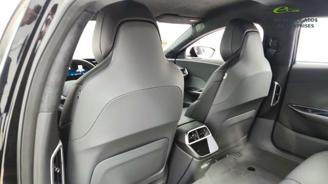 Used 2023 Lucid Air Pure image 31