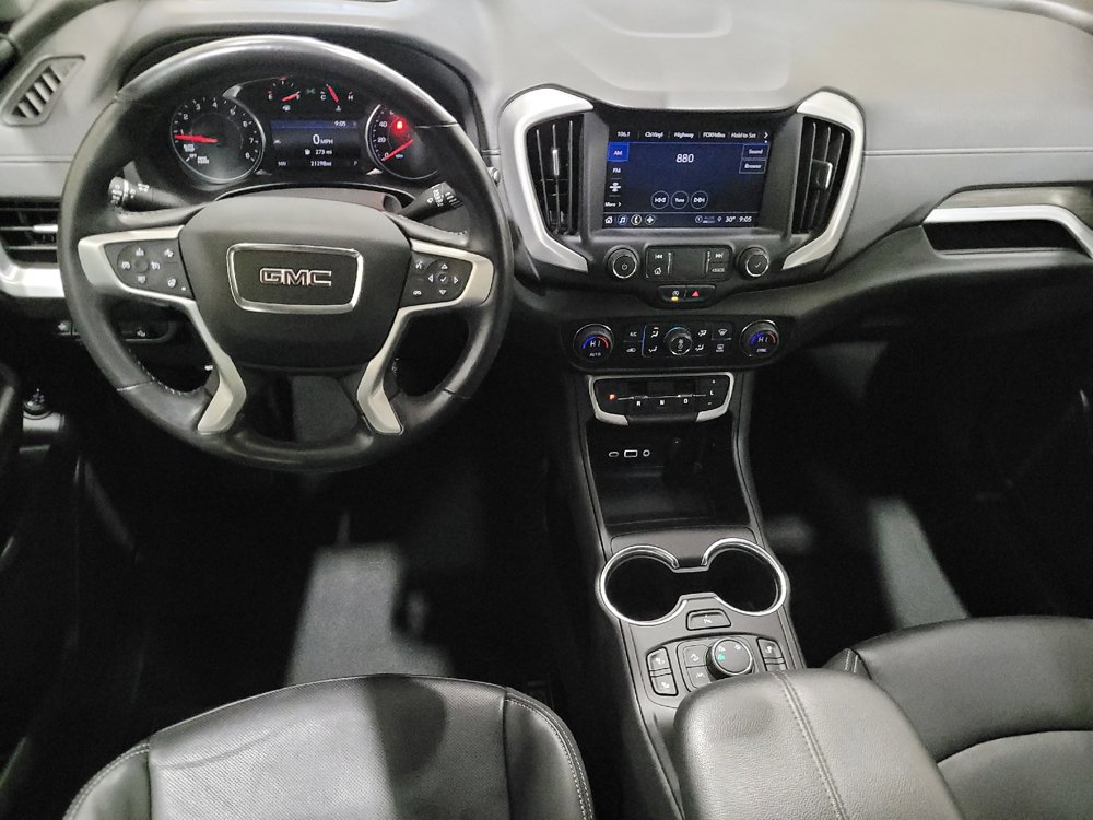 Used 2022 GMC Terrain SLT w/ Tech Package image 22