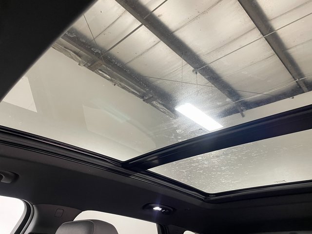 Used 2023 Chevrolet Blazer RS image 19