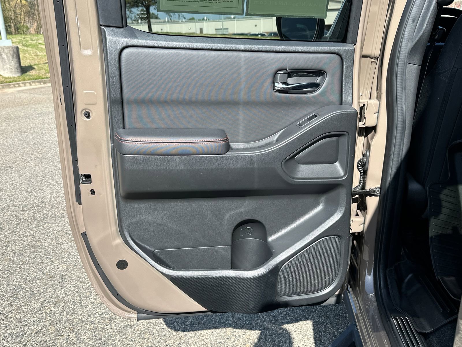 Used 2023 Nissan Frontier PRO-4X w/ Pro Convenience Package image 19